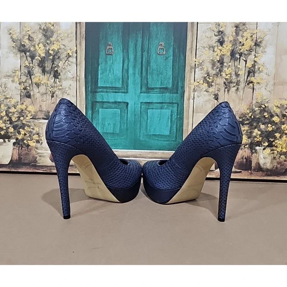 ENZO ANGIOLINI Smiles Platform Pumps Heels‎ Size 7.5 M Stiletto Snake Print Blue